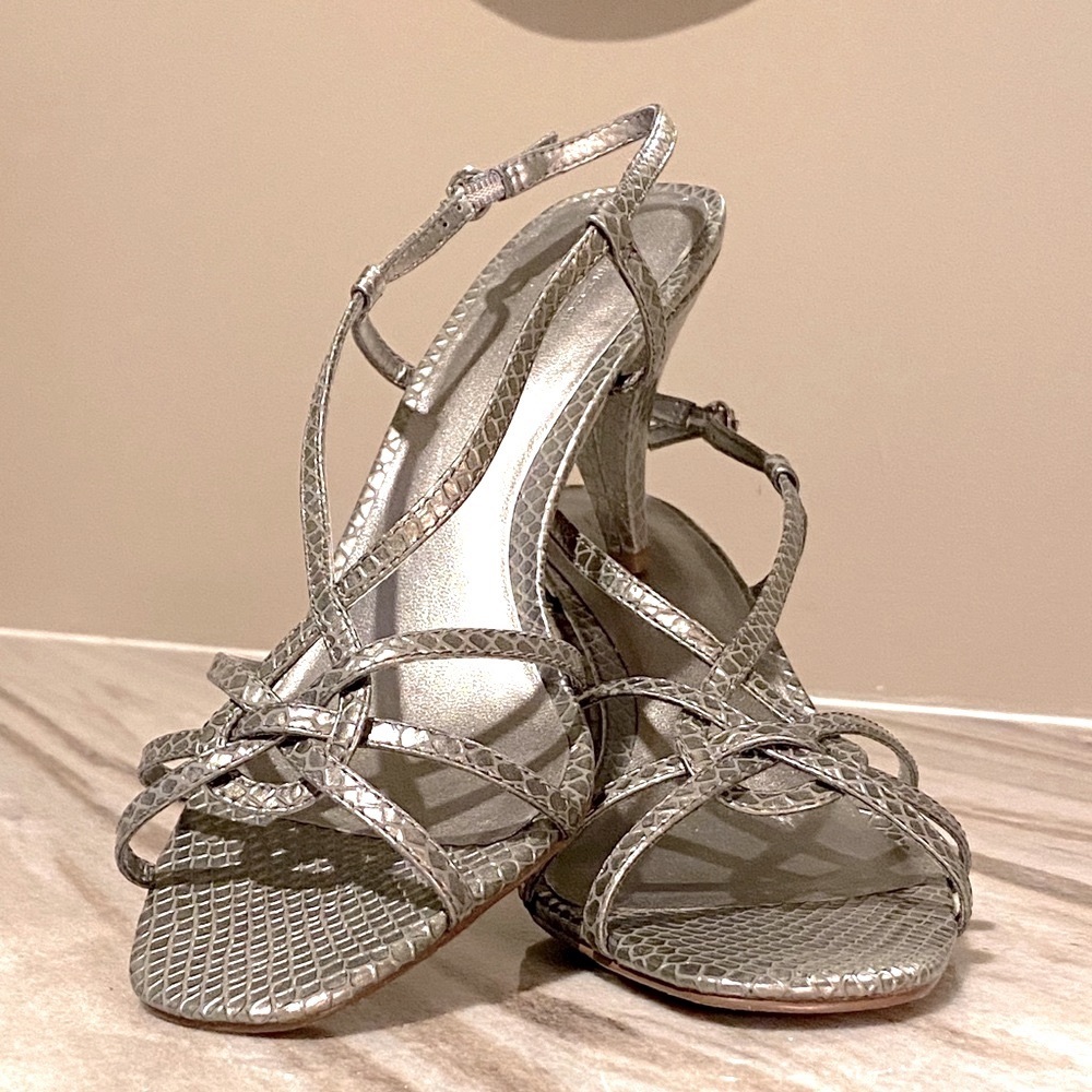 LOFT high heel leather sandals Size 7 Silver